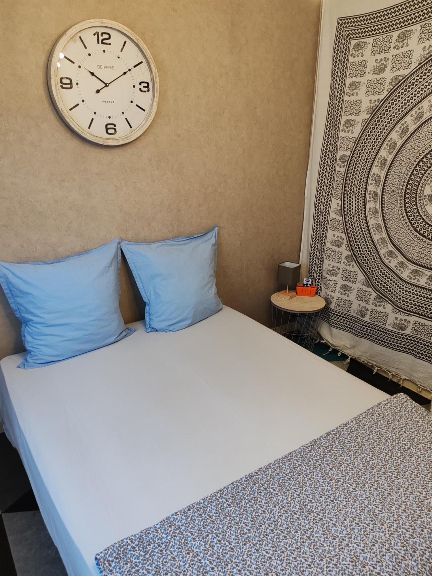 D'hote Chez L'habitant, Proche Gare Avec Wifi Gratuit Homestay